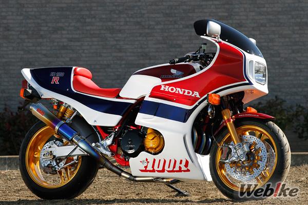 Eine Spitzenmaschine mit kraftvollem Fahrwerk: CB1100R Benutzerdefiniert
