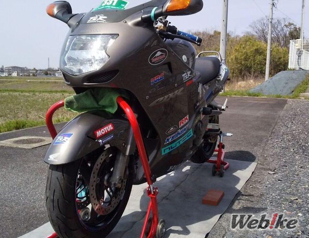 Endlos weiterentwickelt: HONDA CBR1100XX SUPER BLACKBIRD Benutzerdefiniert