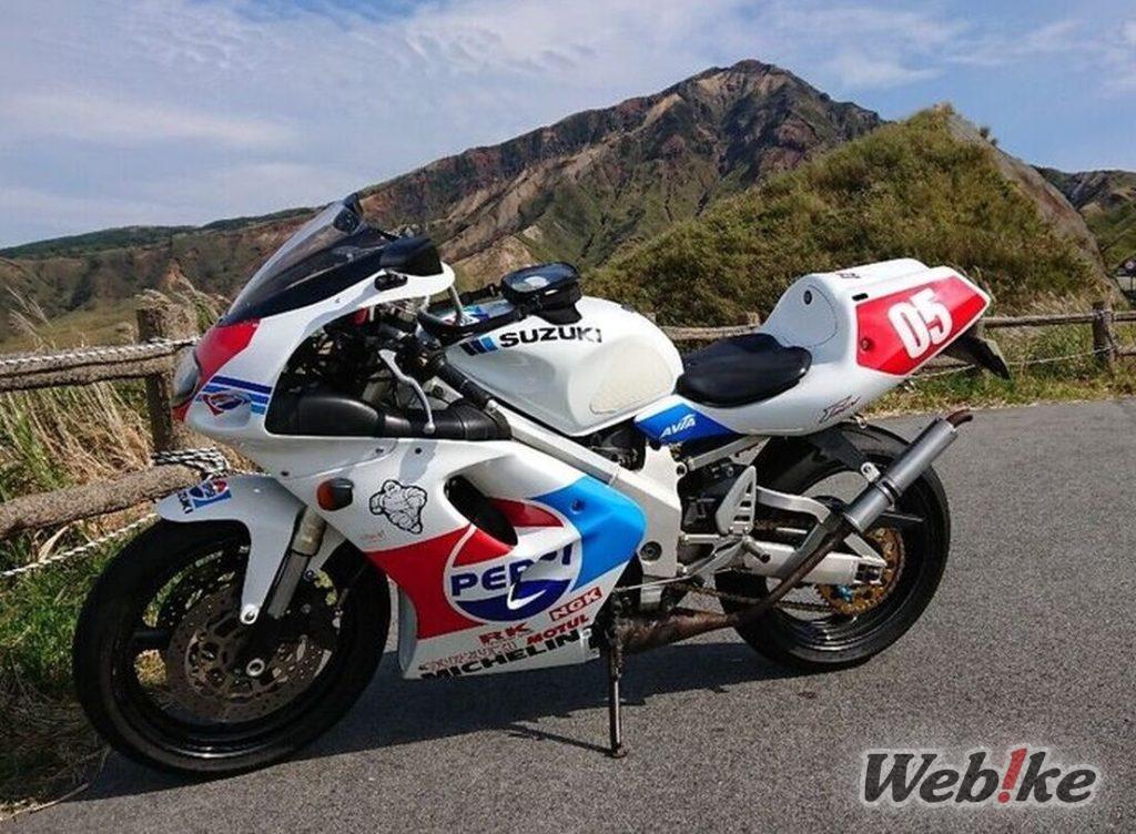 Nicht mehr produziert, nie aus der Mode gekommen: SUZUKI RGV250 Benutzerdefiniert